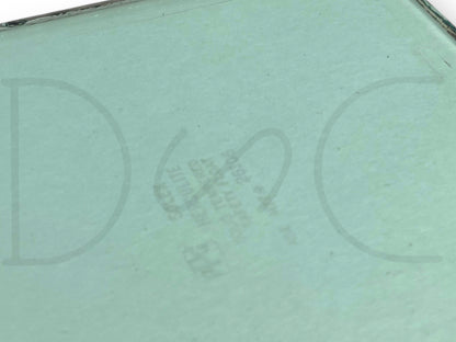 1976 International IH 1086 Tractor Cab Door Window Glass 109584C2