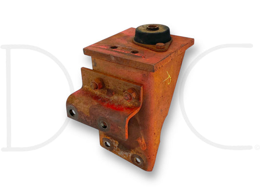 1976 International IH 1086 Tractor RH Rear Floor Platform Support Mount 117712C2