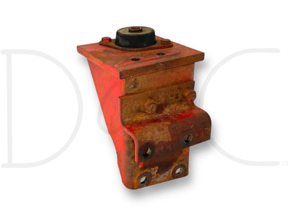 1976 International IH 1086 Tractor RH Rear Floor Platform Support Mount 117712C2