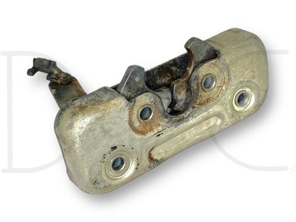 1976 International IH 1086 Tractor RH Right Door Latch Assembly 111472C1