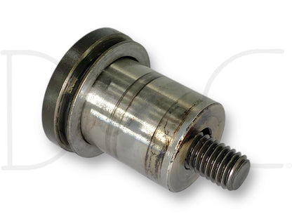 International IH 1086 Dt414 Engine Timing Idler Gear Stub Shaft & Bolt 675765C1