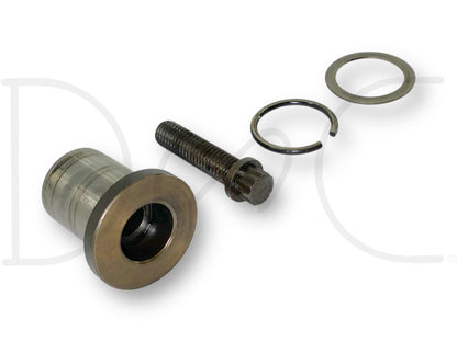 International IH 1086 Dt414 Engine Timing Idler Gear Stub Shaft & Bolt 675765C1