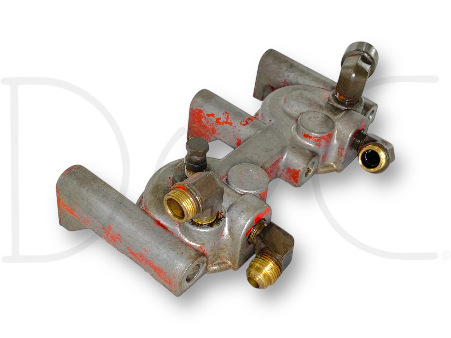 1976 International IH 1086 Tractor Diesel Fuel Filter Head 676143C1