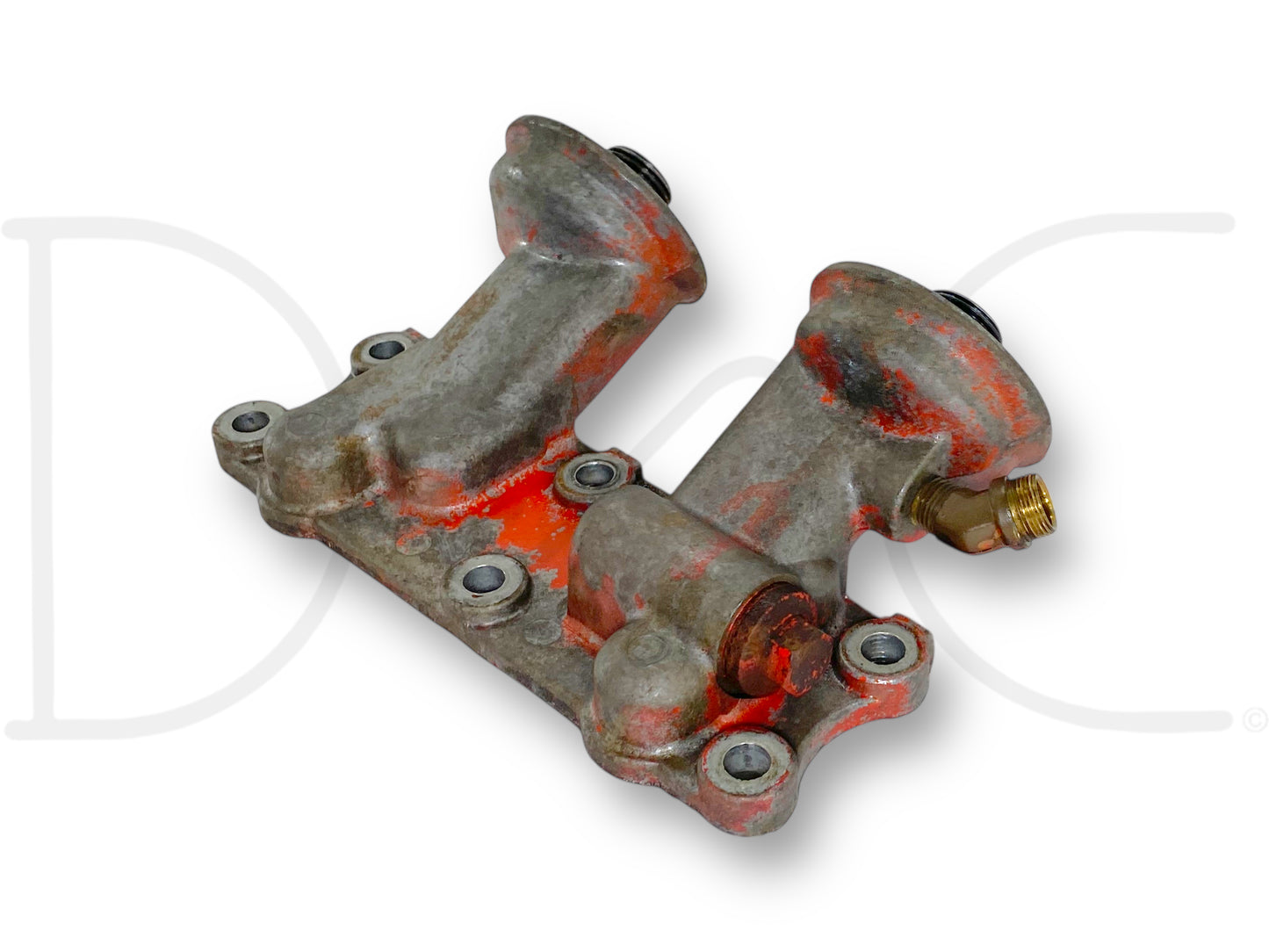 1976 International IH 1086 Tractor Diesel Engine Oil Filter Base 675358C1