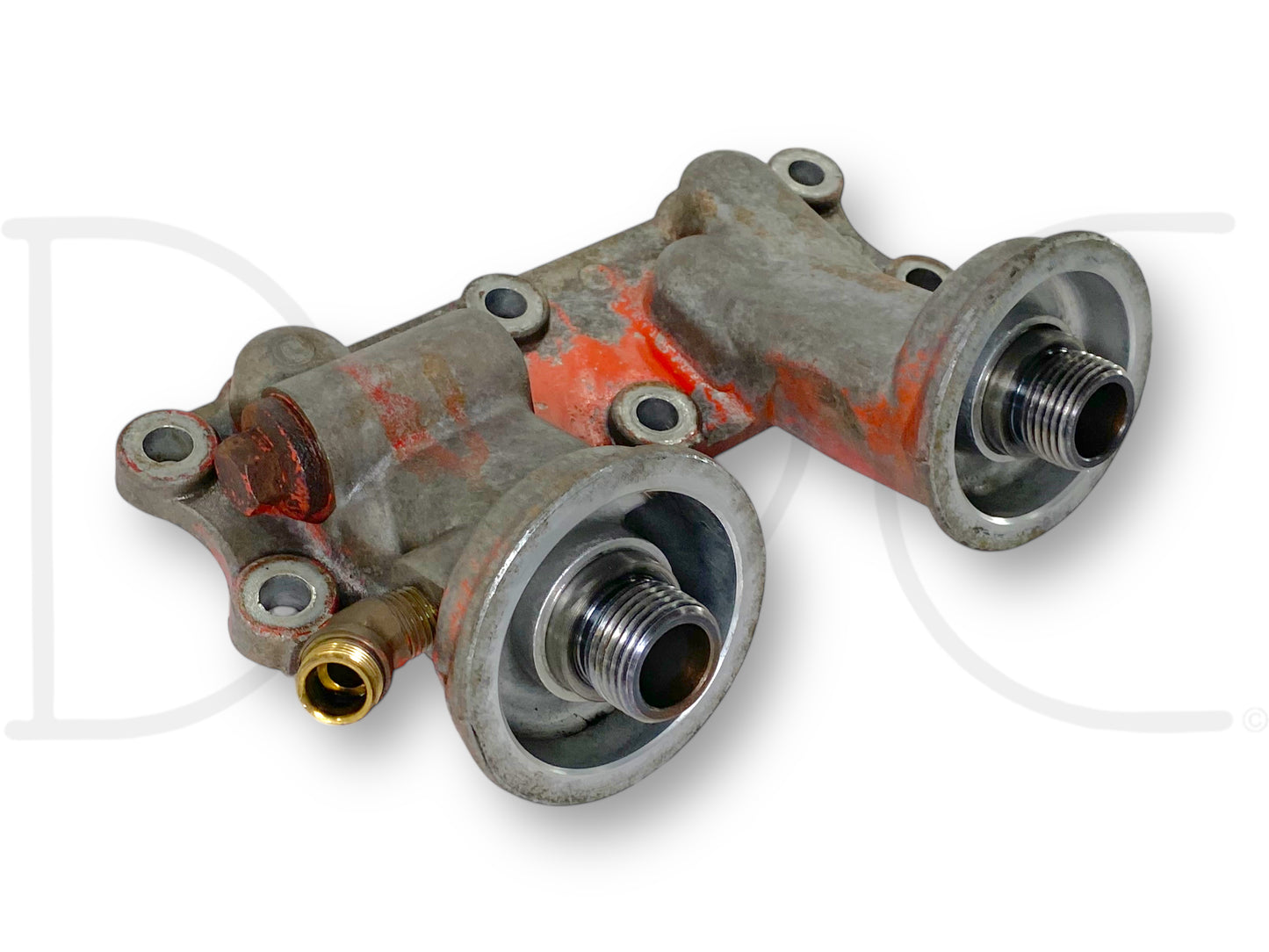 1976 International IH 1086 Tractor Diesel Engine Oil Filter Base 675358C1