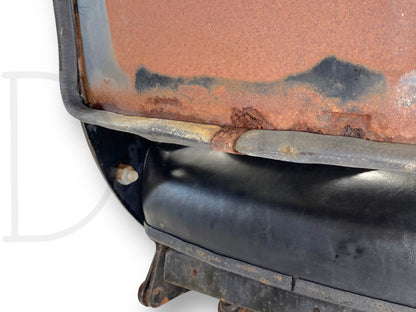 International IH 1086 Tractor Vertical Acting Suspension Seat Assembly 118580C91