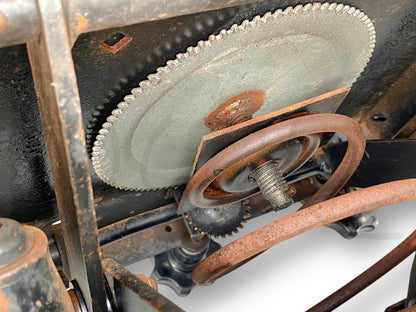 International IH 1086 Tractor Vertical Acting Suspension Seat Assembly 118580C91