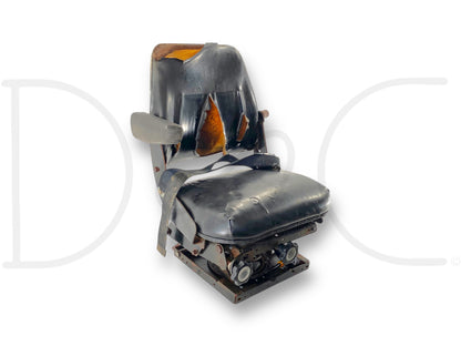 International IH 1086 Tractor Vertical Acting Suspension Seat Assembly 118580C91