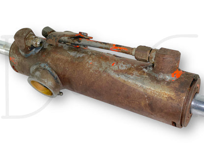 1976 International IH 1086 Tractor Hydraulic Power Steering Cylinder 63864C92