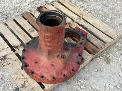 1976 International IH 1086 Tractor Rear Axle Housing Carrier 143528C1 380224R6