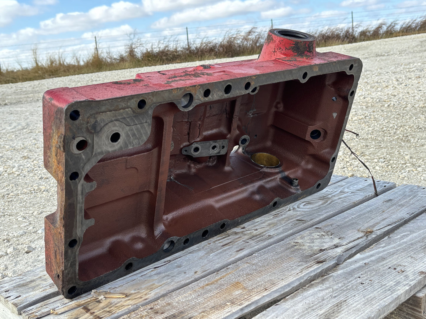 1976 International IH 1086 Tractor Rear Frame Top Rockshaft Cover 1259630C91