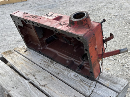 1976 International IH 1086 Tractor Rear Frame Top Rockshaft Cover 1259630C91