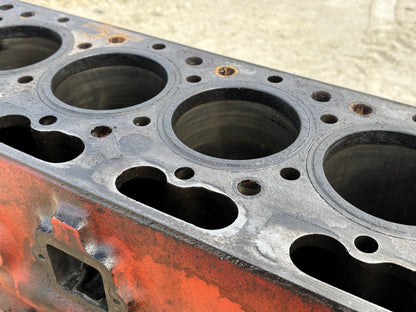 1976 International IH 1086 Tractor Dt414 Engine Block 675500C3