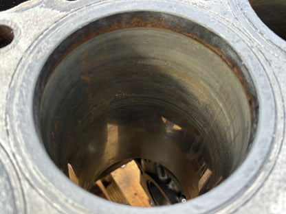 1976 International IH 1086 Tractor Dt414 Engine Block 675500C3