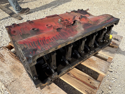 1976 International IH 1086 Tractor Dt414 Engine Block 675500C3