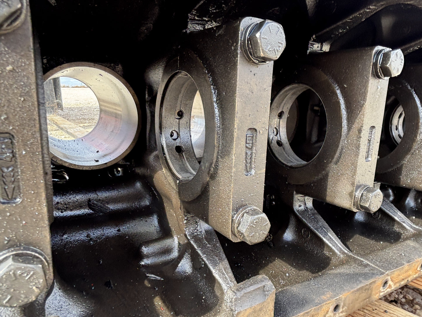 1976 International IH 1086 Tractor Dt414 Engine Block 675500C3