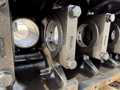 1976 International IH 1086 Tractor Dt414 Engine Block 675500C3