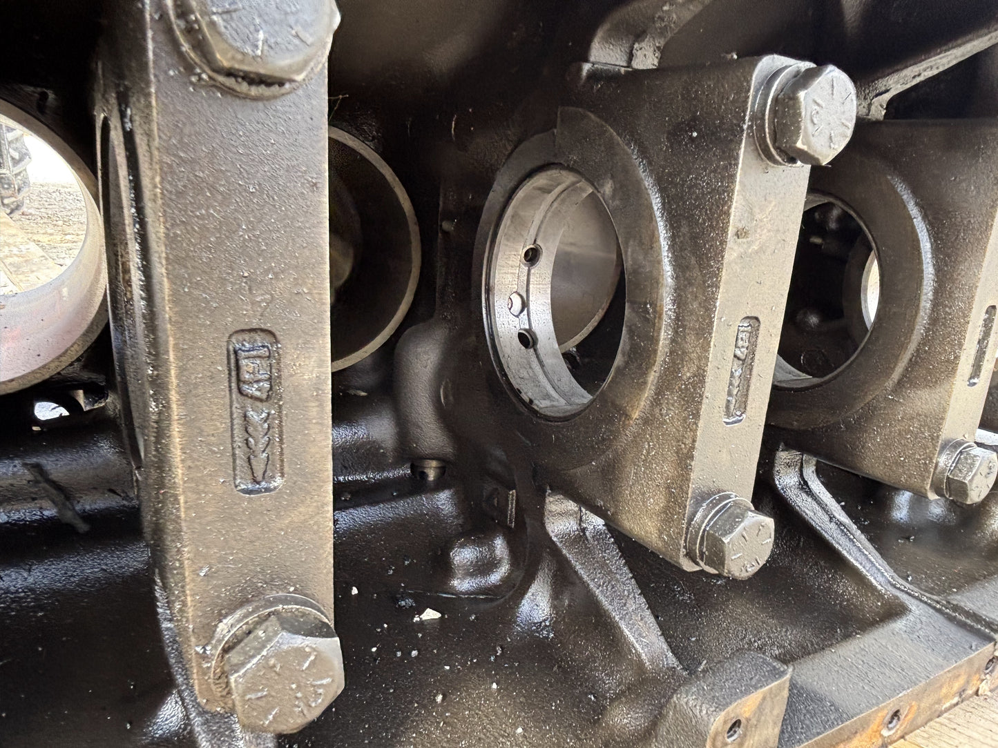 1976 International IH 1086 Tractor Dt414 Engine Block 675500C3