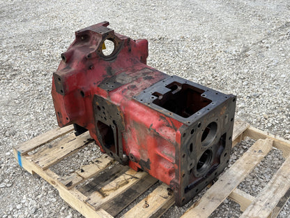 1976 International IH 1086 Tractor Clutch Housing 139156C93 71831C91