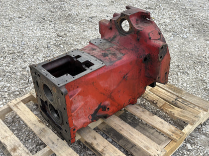 1976 International IH 1086 Tractor Clutch Housing 139156C93 71831C91