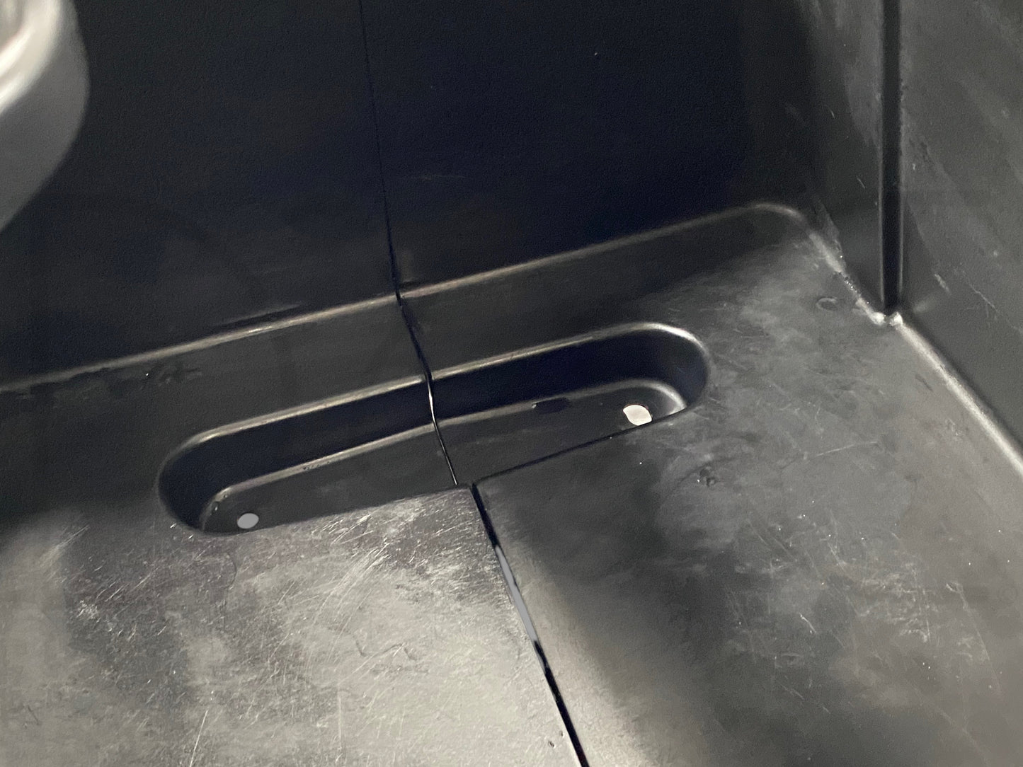 99-07 Ford F250 F350 Super Duty Center Console Floor Storage Black OE
