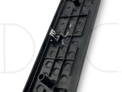 99-07 Ford F250 F350 LH Left Driver Front Rocker Sill Trim Panel Black OE