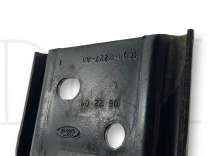 03-07 Ford F250 F350 Upper Radiator Mount Bracket Pair OE Brackets