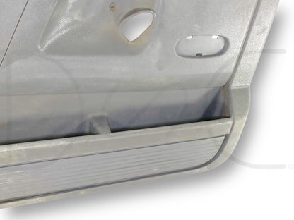 06-09 Dodge Ram 2500 3500 Slt RH Right Passenger Front Door Panel Power Gray