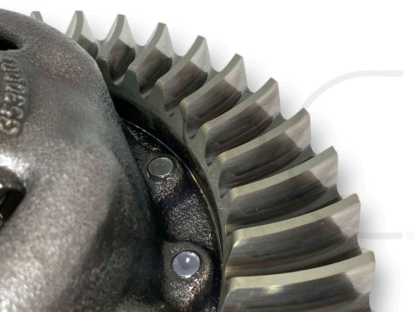 08-12 Ram 4500 5500 Magna Steyr 275MM Front Axle Differential Carrier 4.44 Gears