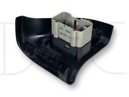 99-01 Ford F250 F350 Crew Cab RH Right Passenger Rear Door Window Switch
