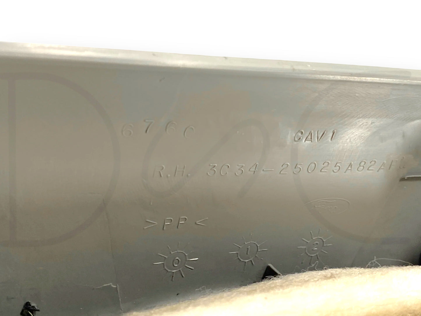 03-07 Ford F250 F350 RH Right Passenger A-Pillar Trim Grab Handle Gray OE