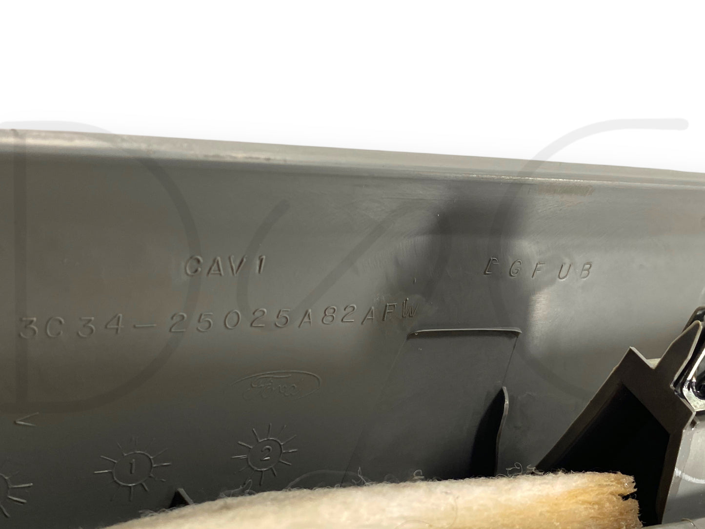 03-07 Ford F250 F350 RH Right Passenger A-Pillar Trim Grab Handle Gray OE
