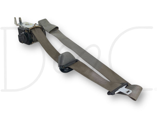 05-07 Ford F250 F350 LH Left Driver Front Seat Belt Seatbelt Gray OE