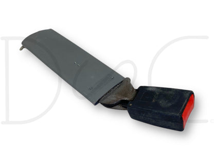 01-07 Ford F250 F350 Front Center Seat Belt Seatbelt Latch Buckle Gray OEM