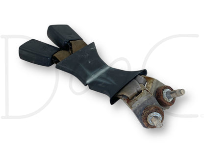03-07 Ford F250 F350 Rear Seat Belt Seatbelt Latch Buckle Double Gray OE