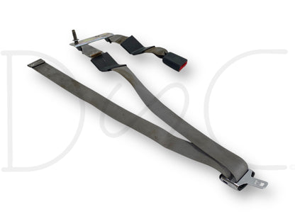 03-07 Ford F250 F350 Rear Back Seat Center Seatbelt Lap Belt Gray OE *Blem*
