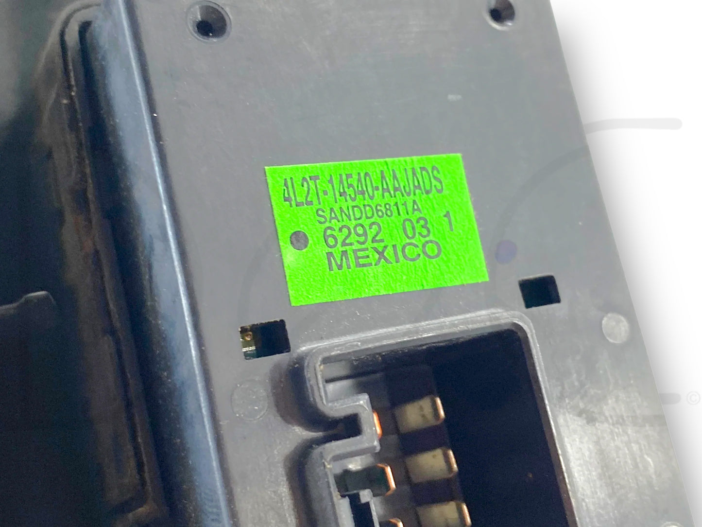 06-07 Ford F250 F350 LH Left Driver Front Power Window Lock Switch Panel Black