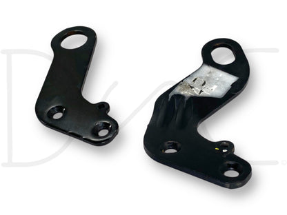 03-07 Ford F250 F350 6.0 6.0L Powerstroke Engine Lifting Eye Hook Bracket Set OE