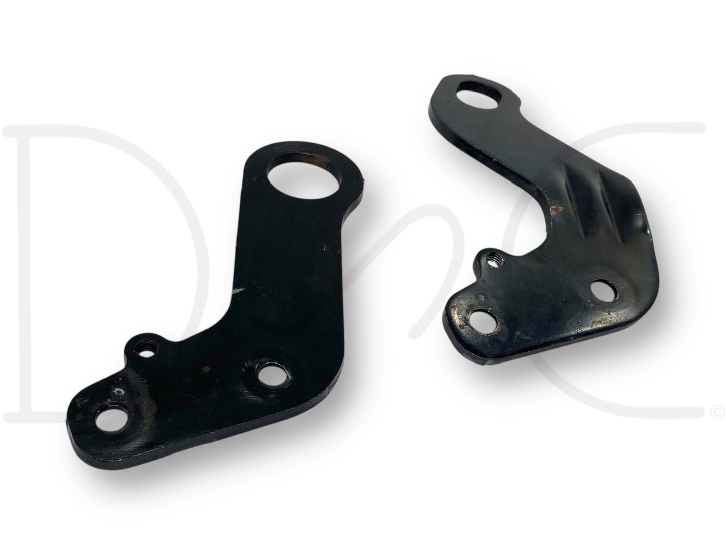 03-07 Ford F250 F350 6.0 6.0L Powerstroke Engine Lifting Eye Hook Bracket Set OE
