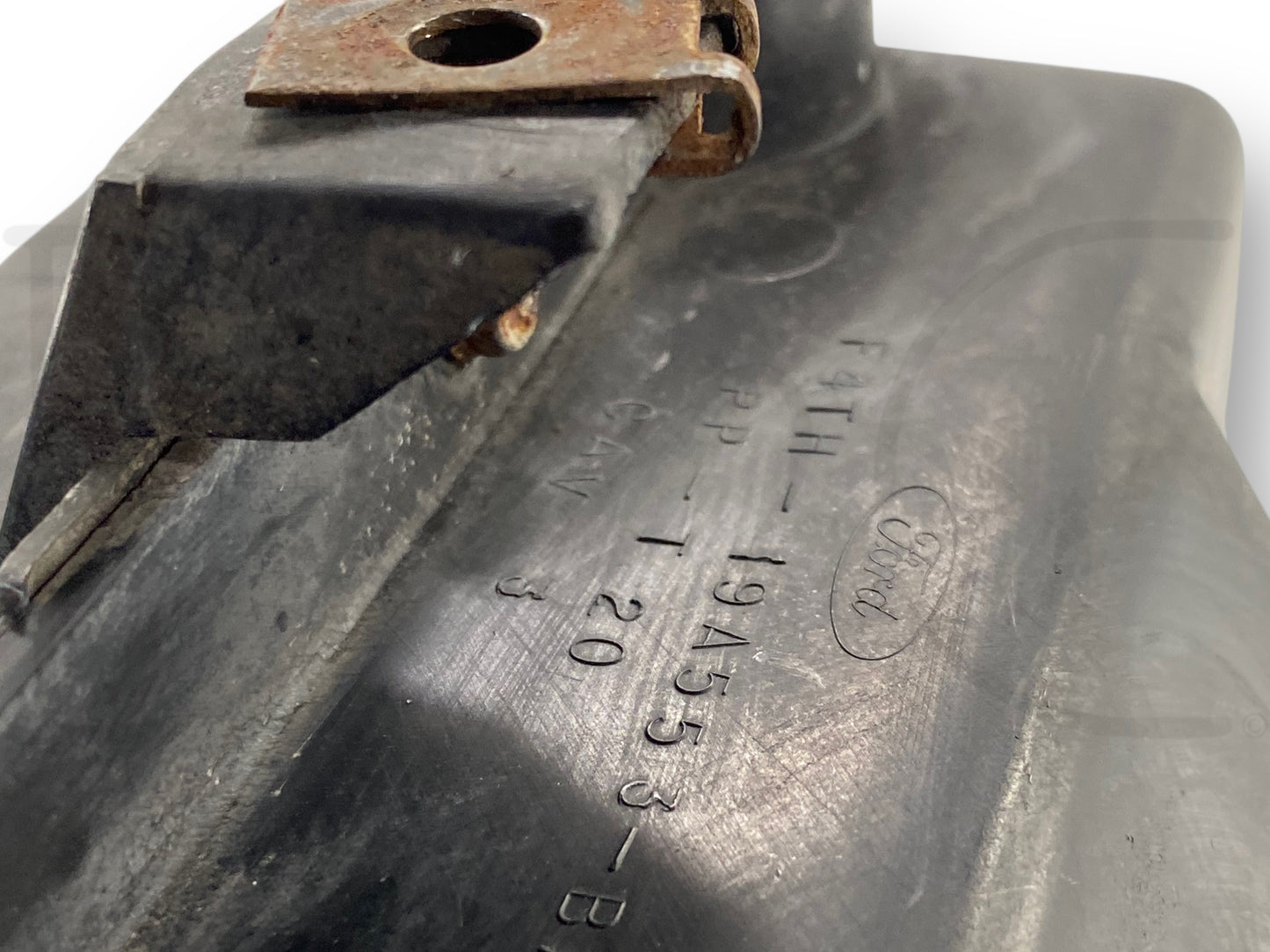 92-96 Ford F150 F250 F350 HVAC Under Hood Exterior Air Box Blower Motor Housing