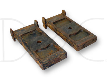 88-97 Ford F450 Rear Auxiliary Leaf Spring Spacer Mount Set E8Ta-5594-Aa