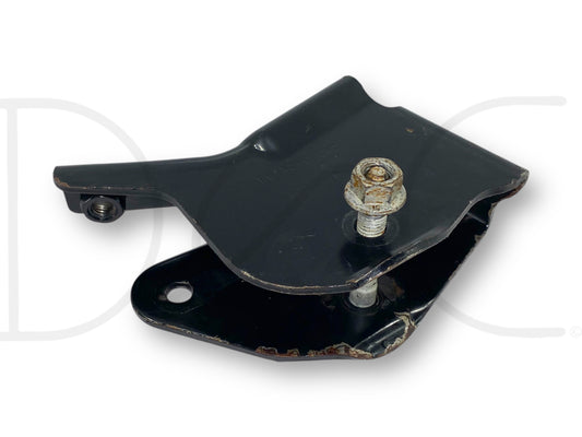 99-07 Ford F250 F350 2WD I-Beam Front Axle Pivot Mount Bracket Front LH Left OE
