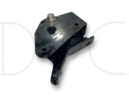 99-07 Ford F250 F350 2WD I-Beam Front Axle Pivot Mount Bracket Front LH Left OE