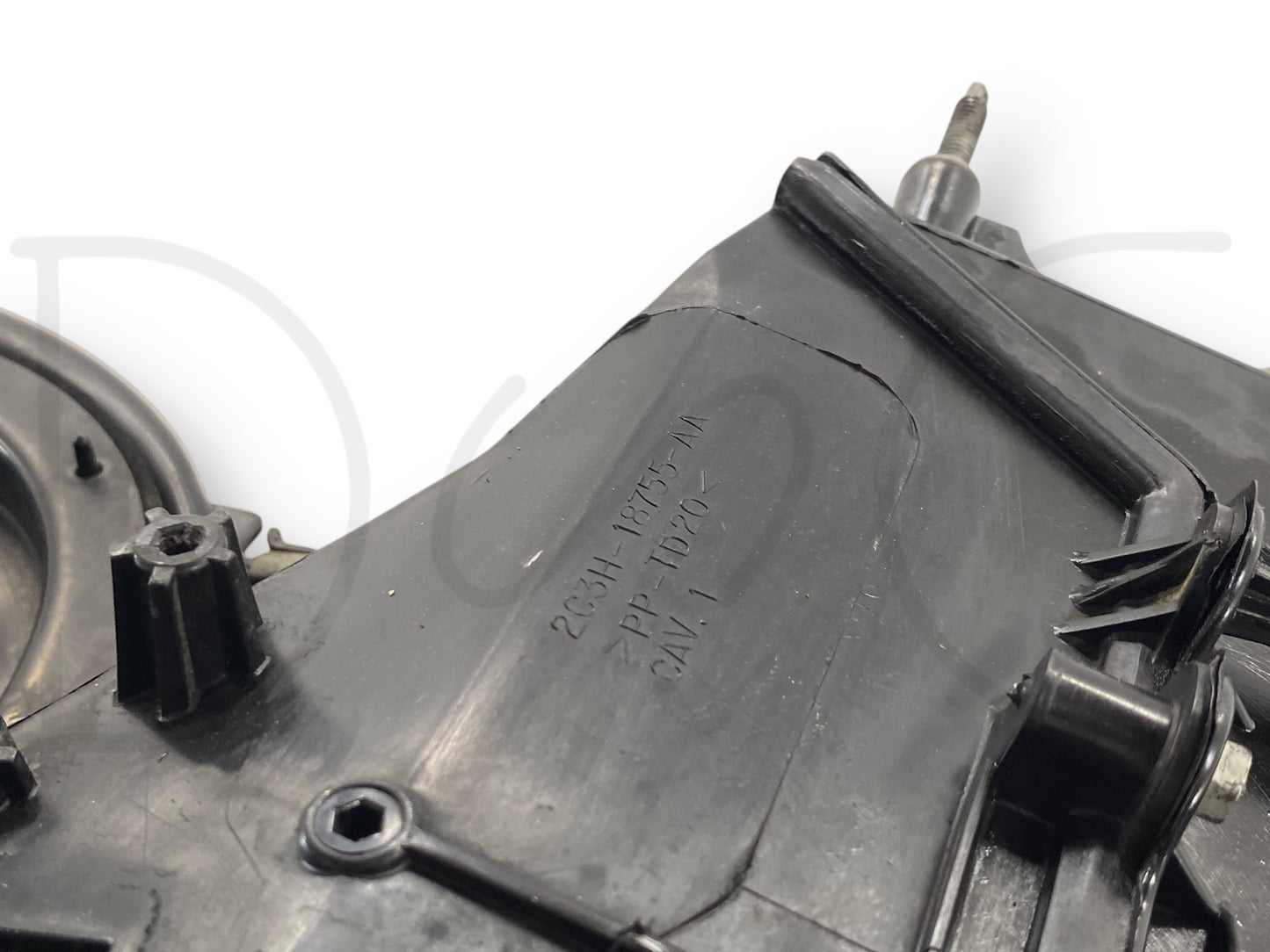 05-07 Ford F250 F350 Exterior Under Hood Blower Motor Ac Air Housing Auto OE