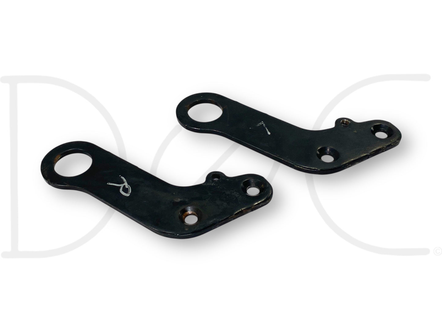 03-07 Ford F250 F350 6.0 6.0L Powerstroke Engine Lifting Eye Hook Bracket Set OE
