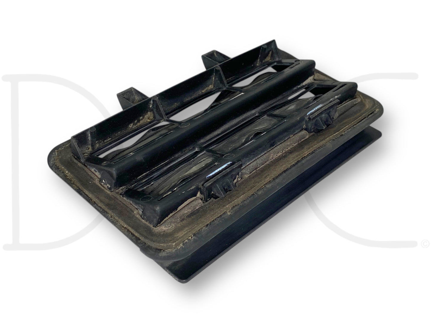 99-02 Ford F250 F350 Rear Cab Wall Air Breather Pressure Vent OEM