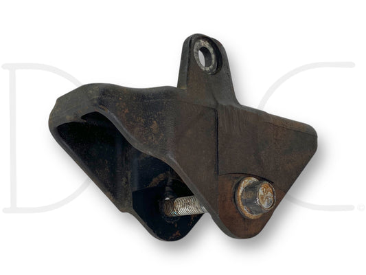 99-00 Ford F250 F350 4X4 LH Left Driver Front Leaf Spring Hanger Yc35-5341-Bb