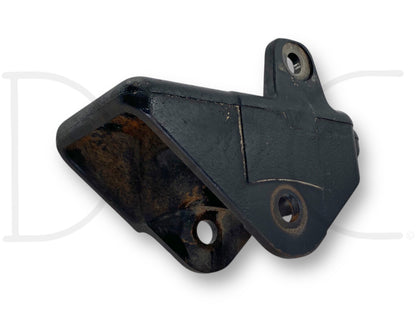 99-00 Ford F250 F350 RH Right Passenger Front Leaf Spring Hanger Yc35-5340-Bb