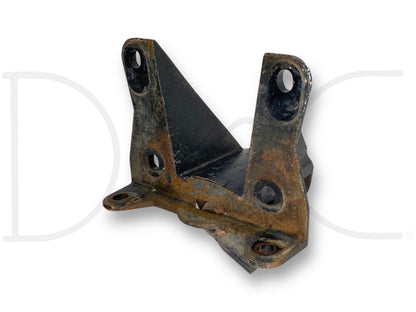 05-16 Ford F450 F550 Rear Leaf Spring Hanger Forward Bracket Mount 8C34-5785-Aa