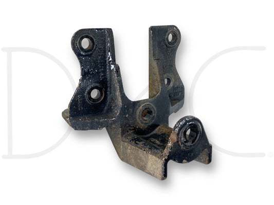 08-16 Ford F450 F550 Rear Leaf Spring Shackle Hanger Bracket Mount 8C34-5775-Aa